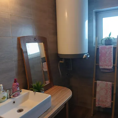 Nad Hladinou Holiday home *